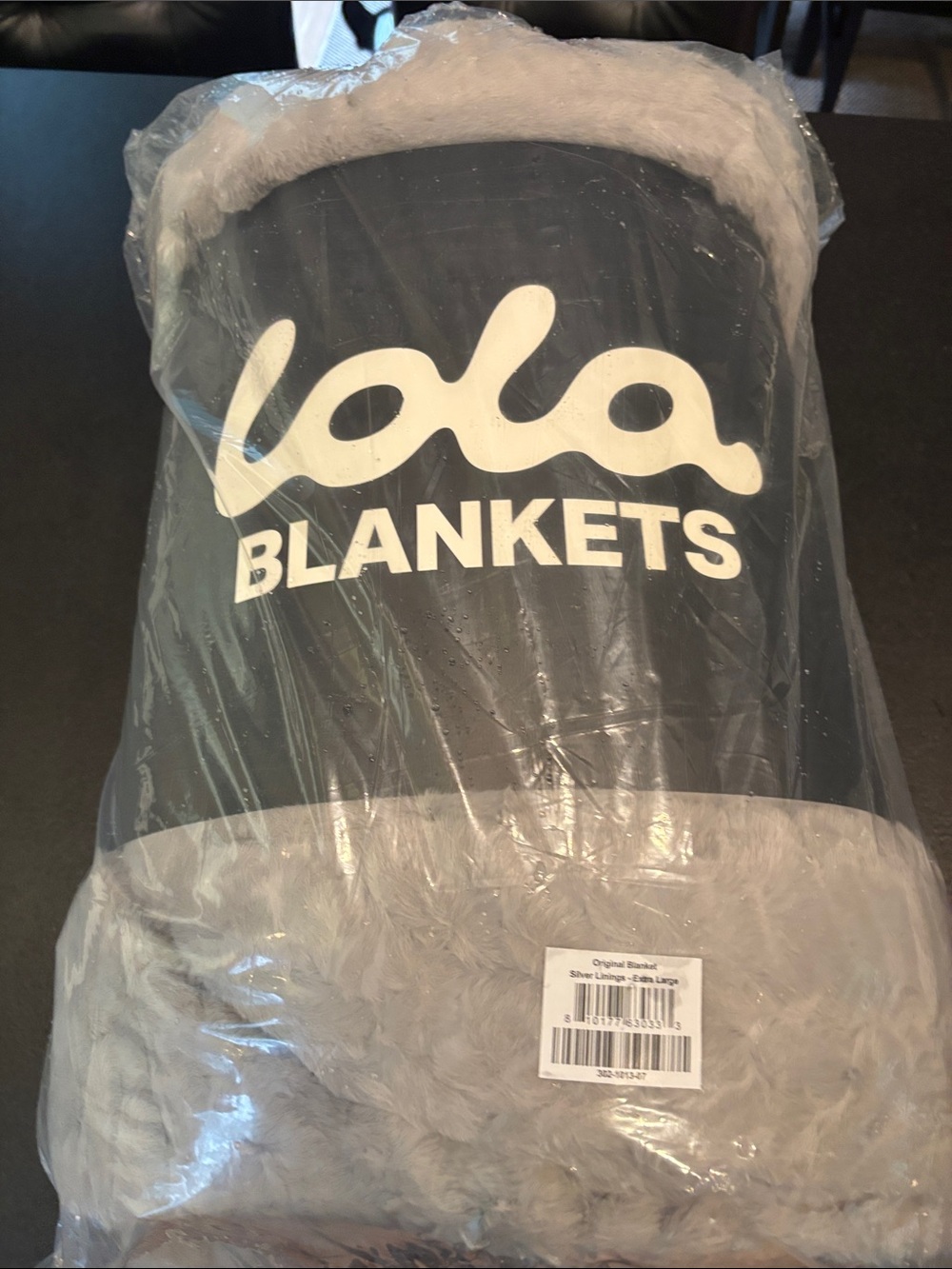 Lola Blanket Extra Large Silver Linings